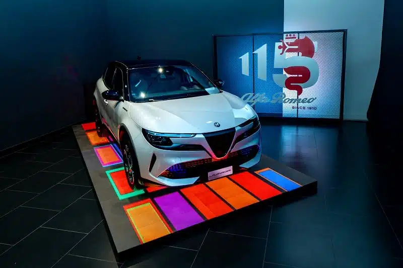 Alfa Romeo inaugure un nouveau showroom à Casablanca et célèbre ses 115 ans Alfa Romeo inaugure un nouveau showroom à Casablanca et célèbre ses 115 ans