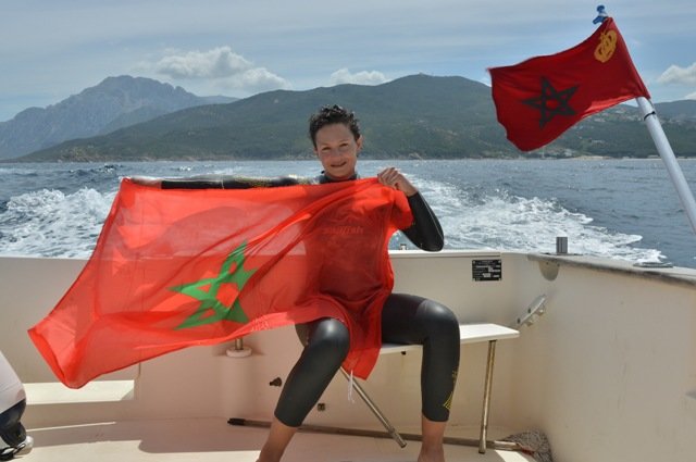 Nadia Ben Bahtane traverse le détroit de Gibraltar à la nage Nadia Ben Bahtane traverse le détroit de Gibraltar à la nage