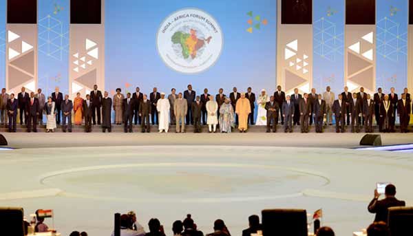 Mohammed VI: “L’avenir de nos peuples est notre responsabilité” Mohammed VI: “L’avenir de nos peuples est notre responsabilité”