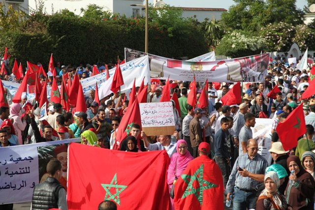 Enorme mobilisation au sit-in de protestation devant l'ambassade de Suède à Rabat Enorme mobilisation au sit-in de protestation devant l'ambassade de Suède à Rabat