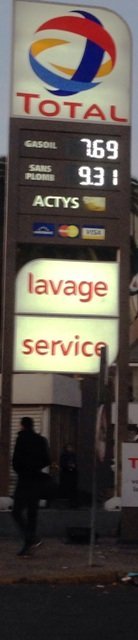 Carburants: légère baisse des prix à la pompe Carburants: légère baisse des prix à la pompe