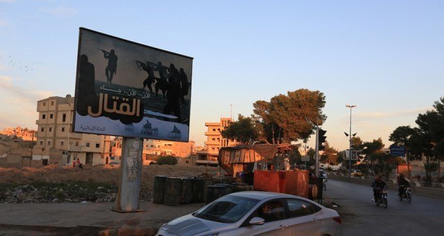 Entre guerre et rigorisme, la vie quotidienne sous Daech Entre guerre et rigorisme, la vie quotidienne sous Daech