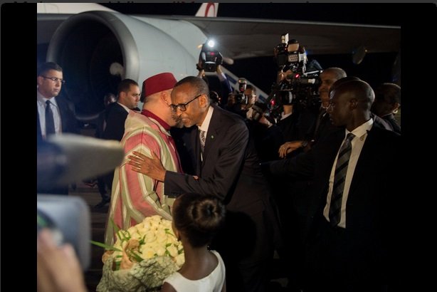 Les premières photos de l'arrivée du Roi au Rwanda Les premières photos de l'arrivée du Roi au Rwanda