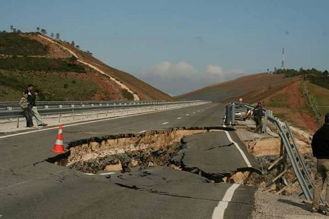 ADM: “Ces photos de l'affaissement d'autoroute datent de 2008” ADM: “Ces photos de l'affaissement d'autoroute datent de 2008”