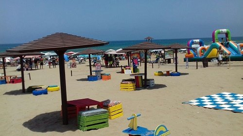 Bouznika: après la polémique, opération “plages propres” Bouznika: après la polémique, opération “plages propres”