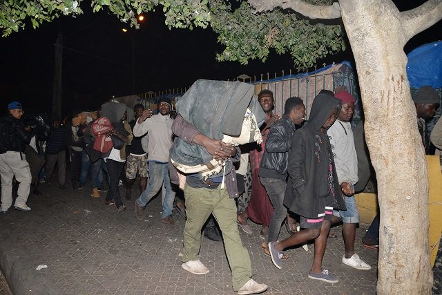 Affrontements entre Marocains et migrants subsahariens à Casablanca Affrontements entre Marocains et migrants subsahariens à Casablanca