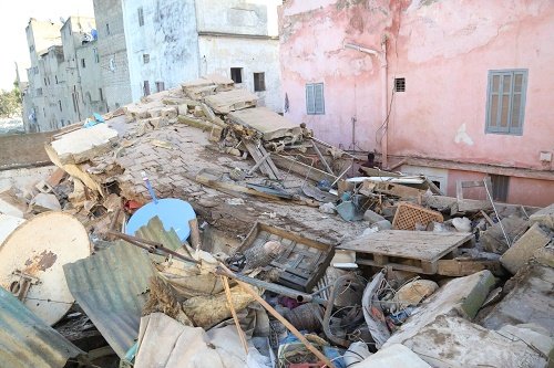 Effondrement d'immeubles dans l'ancienne médina de Casablanca (images) Effondrement d'immeubles dans l'ancienne médina de Casablanca (images)