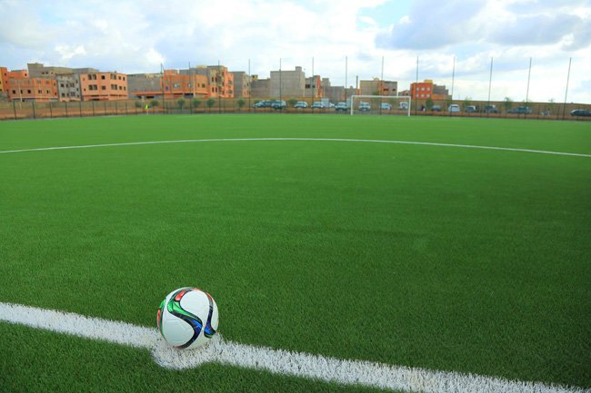 Football: la FRMF livre deux nouveaux terrains Football: la FRMF livre deux nouveaux terrains