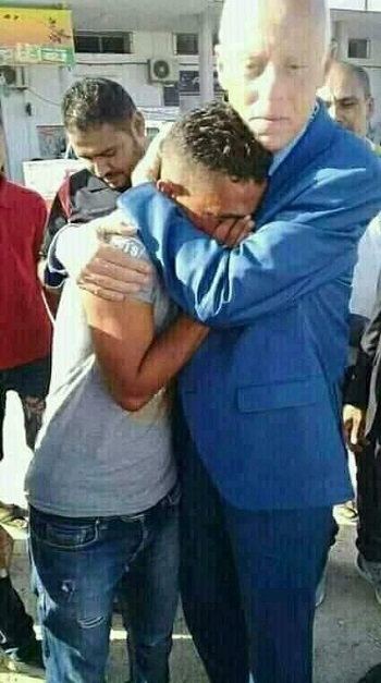 Tunisie. Qui est réellement le futur président Kais Saied? Tunisie. Qui est réellement le futur président Kais Saied?