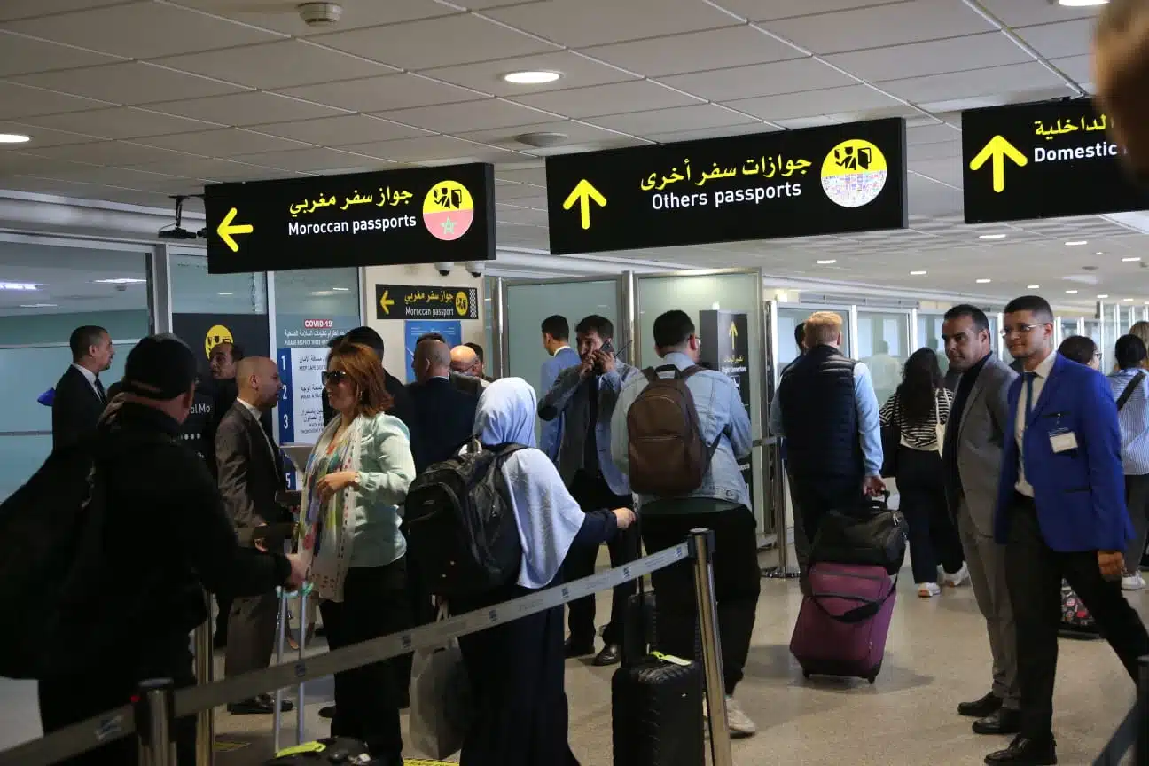 Arrivée à Casablanca des Marocains rapatriés du Soudan Arrivée à Casablanca des Marocains rapatriés du Soudan