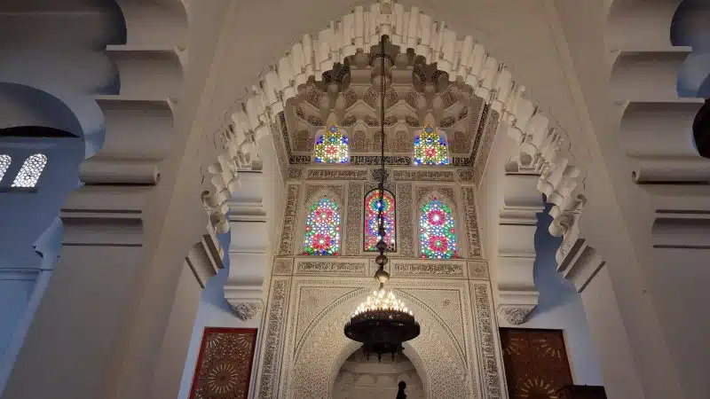 Les voies du soufisme à Fès : entre quête spirituelle et patrimoine vivant Les voies du soufisme à Fès : entre quête spirituelle et patrimoine vivant