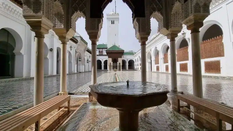 Les voies du soufisme à Fès : entre quête spirituelle et patrimoine vivant Les voies du soufisme à Fès : entre quête spirituelle et patrimoine vivant