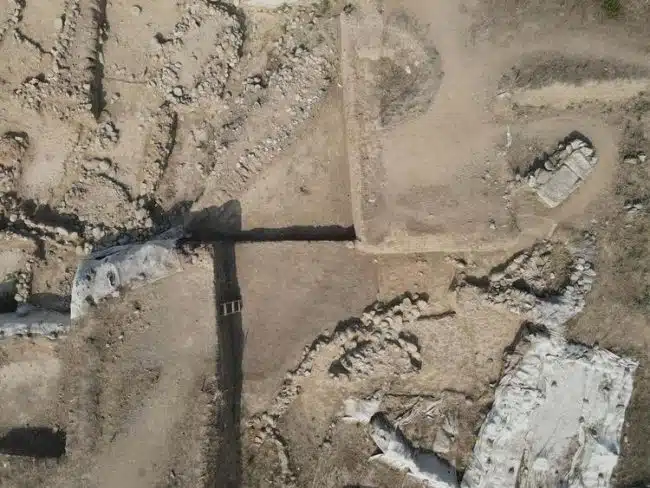 Découverte dans l'ouest de la Turquie d’un canal d'eau vieux de 8.200 ans Découverte dans l'ouest de la Turquie d’un canal d'eau vieux de 8.200 ans