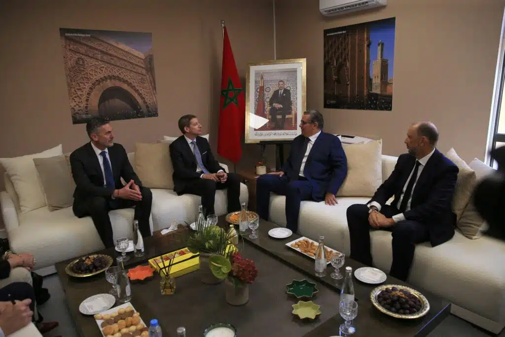 Série d’entretiens de Aziz Akhannouch avec plusieurs personnalités en marge des Assemblées annuelles FMI-BM Série d’entretiens de Aziz Akhannouch avec plusieurs personnalités en marge des Assemblées annuelles FMI-BM