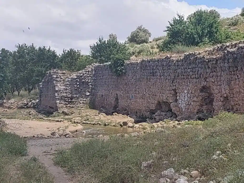 Meknès. Ce que l'on sait de la découverte de vestiges archéologiques à la kasbah El Nasrani Meknès. Ce que l'on sait de la découverte de vestiges archéologiques à la kasbah El Nasrani