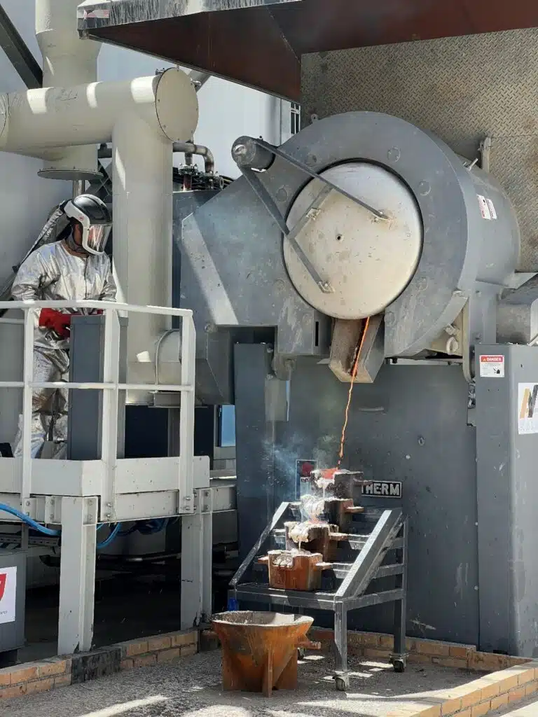 Aya Gold & Silver : première coulée d’argent réussie pour une production en hausse d'ici fin 2024 Aya Gold & Silver : première coulée d’argent réussie pour une production en hausse d'ici fin 2024