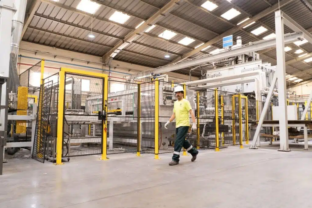 CEMA Bois de l’Atlas investit encore et toujours pour une industrie marocaine plus forte et plus compétitive CEMA Bois de l’Atlas investit encore et toujours pour une industrie marocaine plus forte et plus compétitive