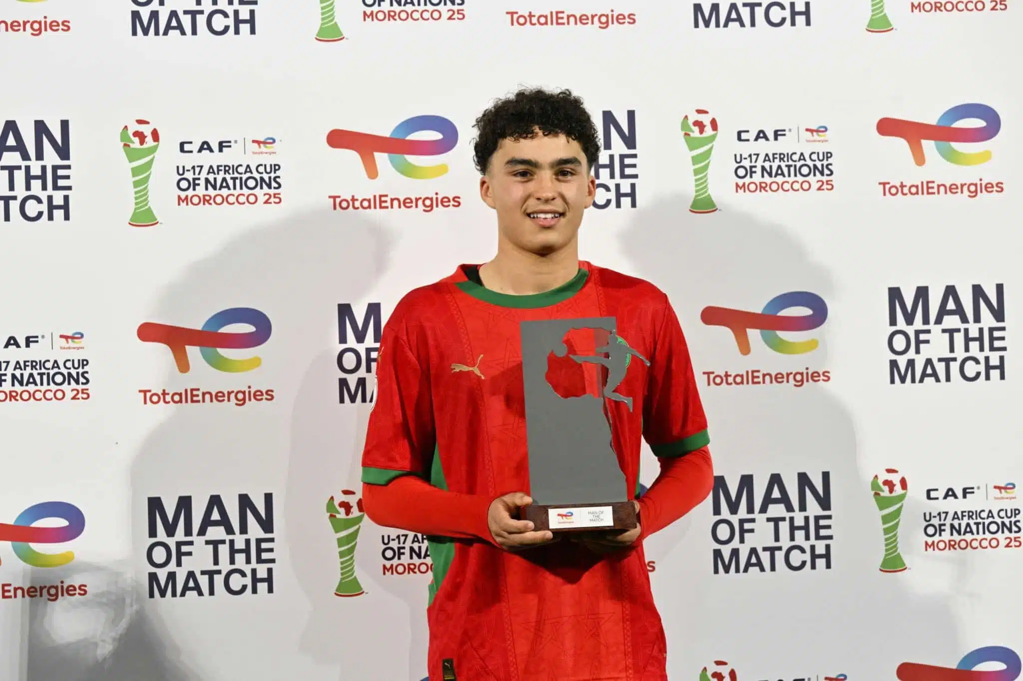 CAN U17. Le Maroc en demi-finales après sa victoire méritée face à l'Afrique du Sud (3-1) CAN U17. Le Maroc en demi-finales après sa victoire méritée face à l'Afrique du Sud (3-1)