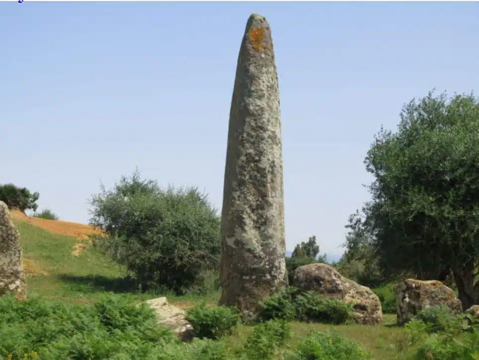 Bronze, croyances et mégalithes : l’archéologie réécrit l’histoire du nord du Maroc Bronze, croyances et mégalithes : l’archéologie réécrit l’histoire du nord du Maroc