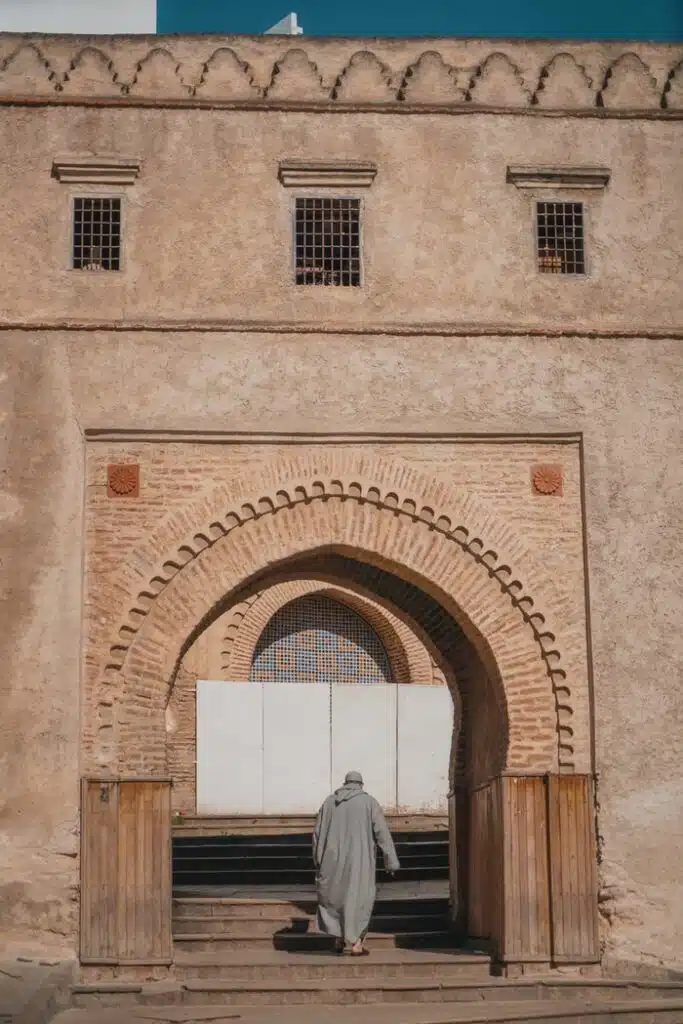 Flânerie à Tétouan dans les vestiges européens de la médina Une porte emblématique de la médina de Tanger