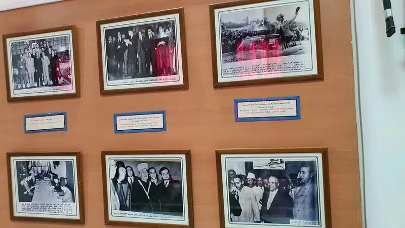 Musée régional de la Résistance et de l’Armée de libération d’Oujda : quand le passé dialogue avec le présent À l’étage, le musée retrace les grandes étapes de l’Armée de Libération, de la Marche Verte. PÀ l’étage, le musée retrace les grandes étapes de l’Armée de Libération, de la Marche Verte .