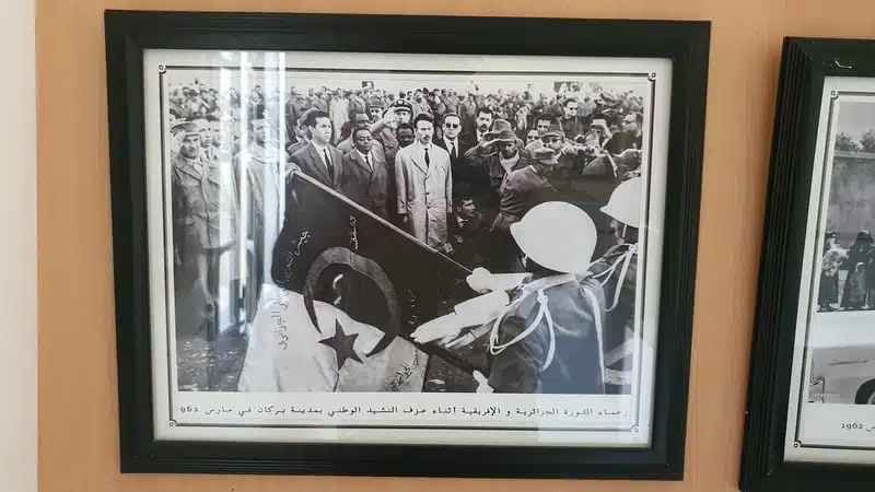 Musée régional de la Résistance et de l’Armée de libération d’Oujda : quand le passé dialogue avec le présent Un espace est en effet entièrement dédié à la mémoire maroco-algérienne.