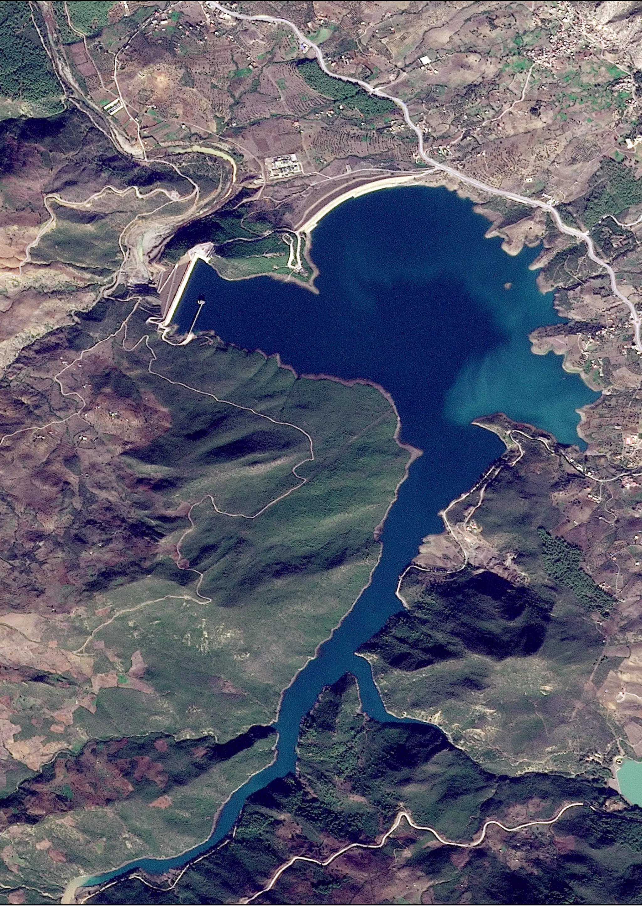 Dams: The filling rate rises to 45.2% as of January 8, 2026 (data and satellite images) 2024