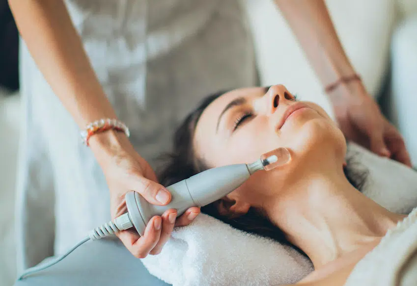 Centre Sofia Bensouda : les cinq soins clés avant l’été Centre Sofia Bensouda : les cinq soins clés avant l’été