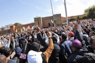 Grèves des enseignants : en pleine tension, une large mobilisation officielle pour sauver la réforme