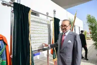 Le Roi Mohammed VI inaugure quatre projets du Complexe portuaire de Casablanca