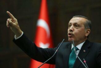 Turquie: Erdogan à Bruxelles pour défendre sa réforme judiciaire