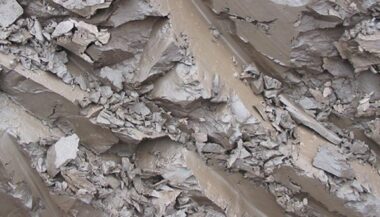 Ghassoul: salariés sur le carreau, tensions sociales et improvisation étatique