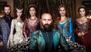 En 2013, vous avez regardé la télévision 3 h 26 min par jour!