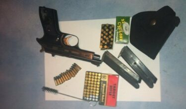 Un pistolet automatique russe saisi à la frontière Maroc-Mauritanie