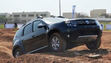 Le nouveau Dacia Duster mise sur le digital pour convaincre les adeptes de l’achat malin