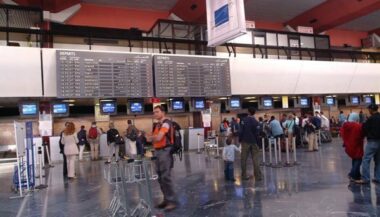 Taxe aérienne, c’est le grand cafouillage