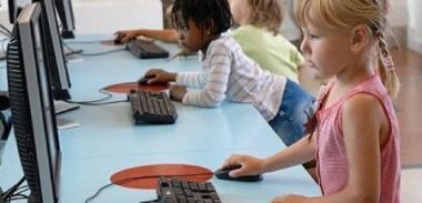 Poster des photos de vos enfants nuirait à leur avenir