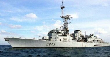 La frégate française anti-sous-marine La Motte Picquet fait escale à Casablanca