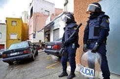 Espagne: démantèlement d'un réseau de jihadistes, huit arrestations