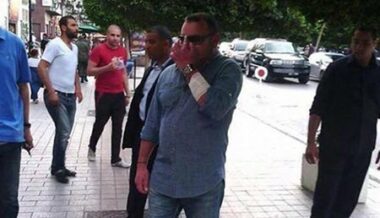 Le Roi Mohammed VI se promène dans les rues de Tunis