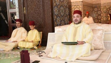 Réaffirmation spectaculaire du monopole du religieux par le Roi