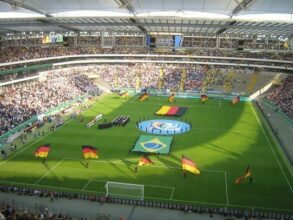 En demi-finales, un Allemagne-Brésil explosif