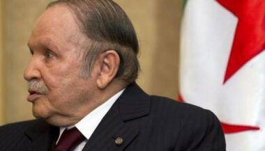 En Algérie, l’opposition évoque une vacance du pouvoir