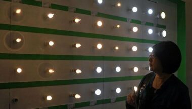 Le Nobel de physique aux trois inventeurs japonais de l'ampoule LED