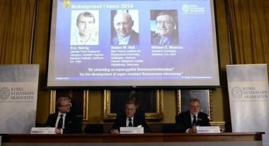 Le Nobel de chimie à deux Américains et un Allemand ayant amélioré le microscope