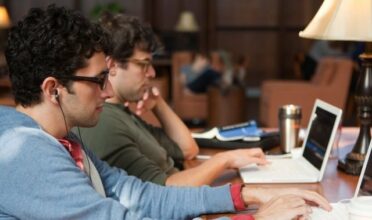 Bourse de mérite: des étudiants mécontents de l’exclusion de 9 grandes écoles