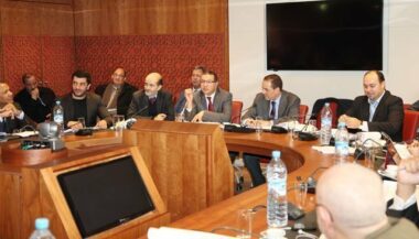 Le PLF 2015 adopté en commission