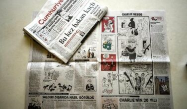 Charlie: un titre turc brave l'interdit dans le monde musulman