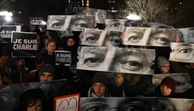 Charlie Hebdo: Dur apprentissage de la solidarité au Maroc