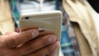 Grâce à l'iPhone, Apple enregistre un bénéfice historique